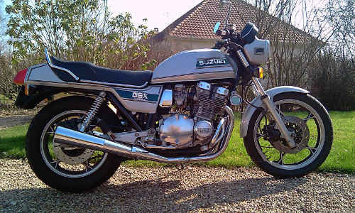 http://demotosonline.com/historia-de-las-motos-suzuki/