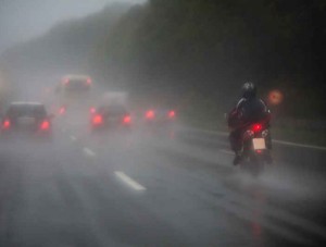 La visión es con diferencia el sentido que mejor debemos cuidar cuando vamos en 'burra', porque es la que nos avisará a tiempo de los riesgos al acecho..