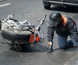 Hay dos tipos de motociclistas, los que se han caído y los que se van a caer.