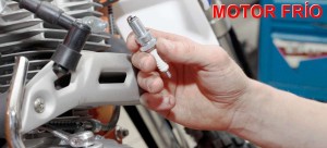 A la hora de hacer el cambio de bujías, asegúrate de que el motor está frío. 