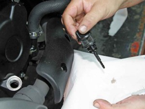 El aceite es vida para el motor. Engrasa las distintas partes móviles internas.