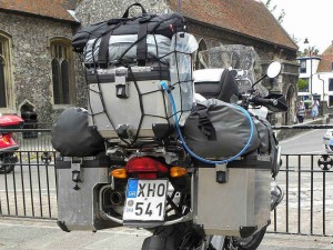 BMW R1200GS Adventure equipada para viaje