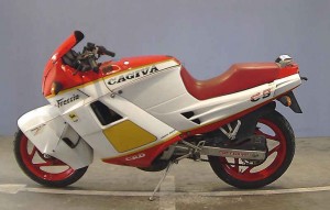 Cagiva Freccia de 1987. Fue una versión de 125 cc. de la Ducati Paso 750/907.