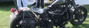 Motocicleta diesel de fabricación casera.