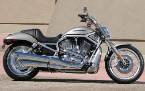 La primera (2001) de la familia Harley-Davidson VRSCA V-Rod