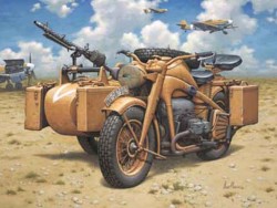 La BMW R75 y su rival la Zündapp KS 750 fueron ampliamente utilizadas por la Wehrmacht en Rusia y Norte de África, aunque después de un período de evaluación se hizo evidente que la Zündapp era una máquina superior.