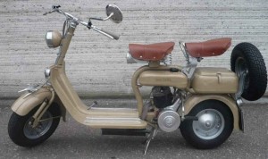 Lambreta C de 1951 en que el motor es visible