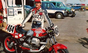 Una Moto Guzzi Le Mans en una carrera de Daytona en 1985