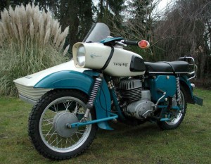 MZ ES 250/2 con sidecar
