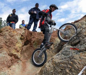 Afrontando una zona con bicicleta